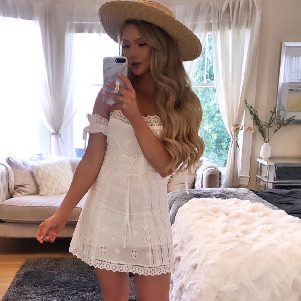 Goodnight Macaroon Little White Dress